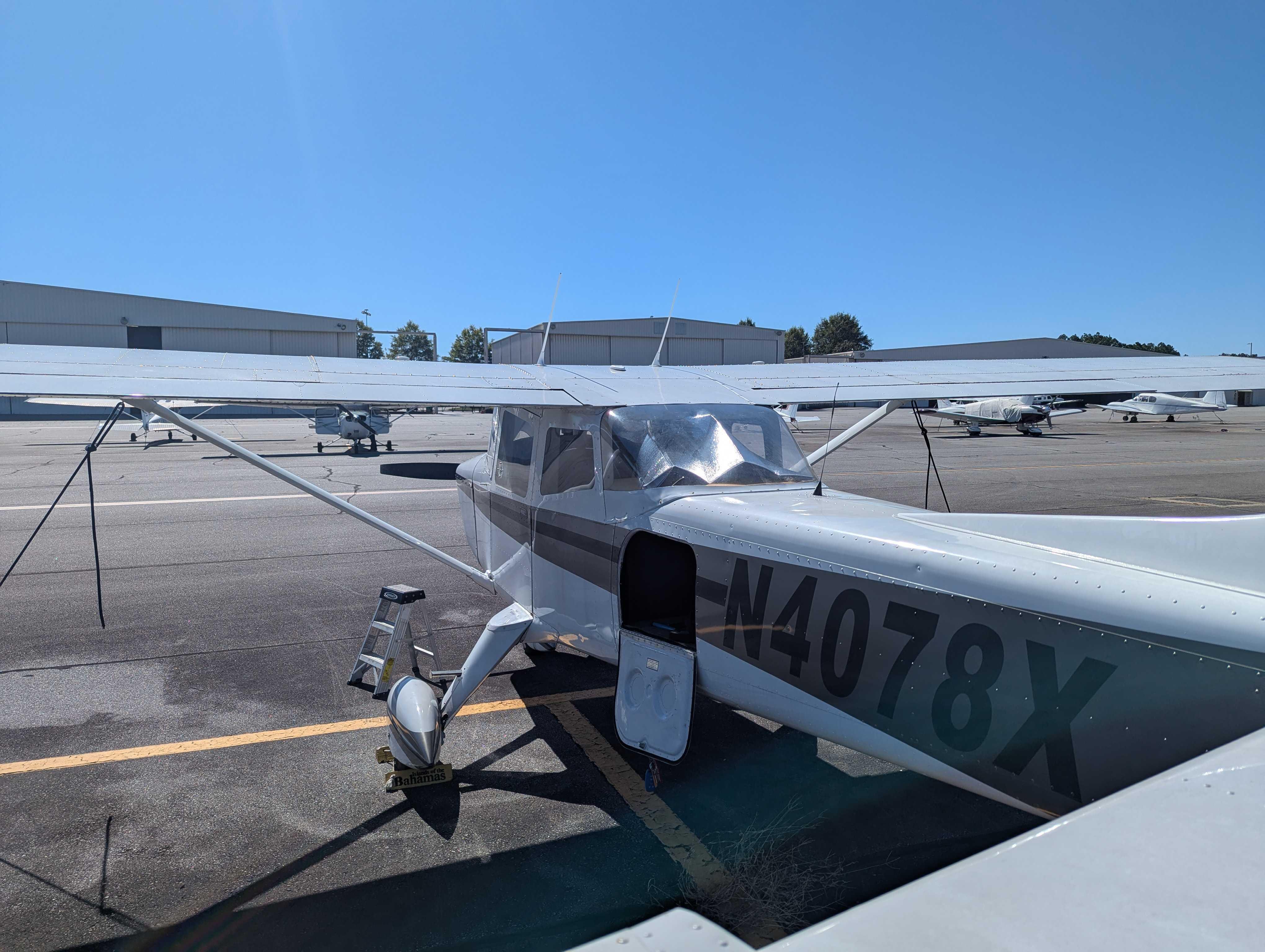 Aero Commander 100-180 3