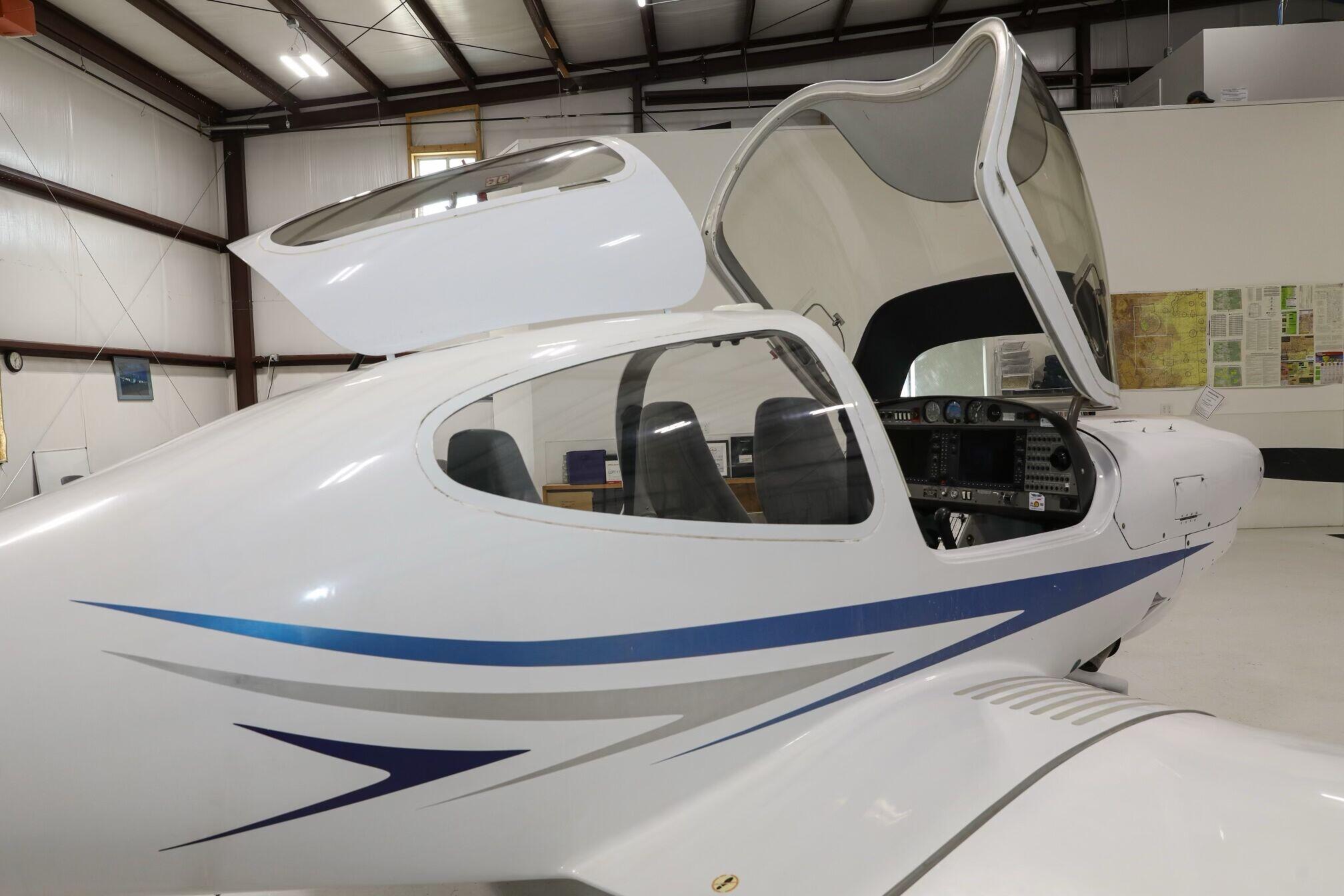 2007 Diamond DA40-FP Diamond Star, photo 14