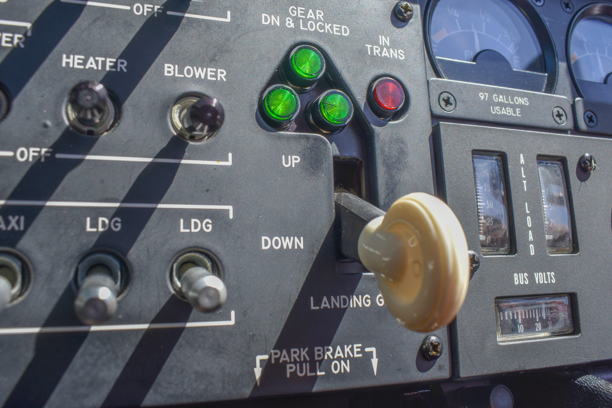 1998 Beechcraft Baron 58, photo 24