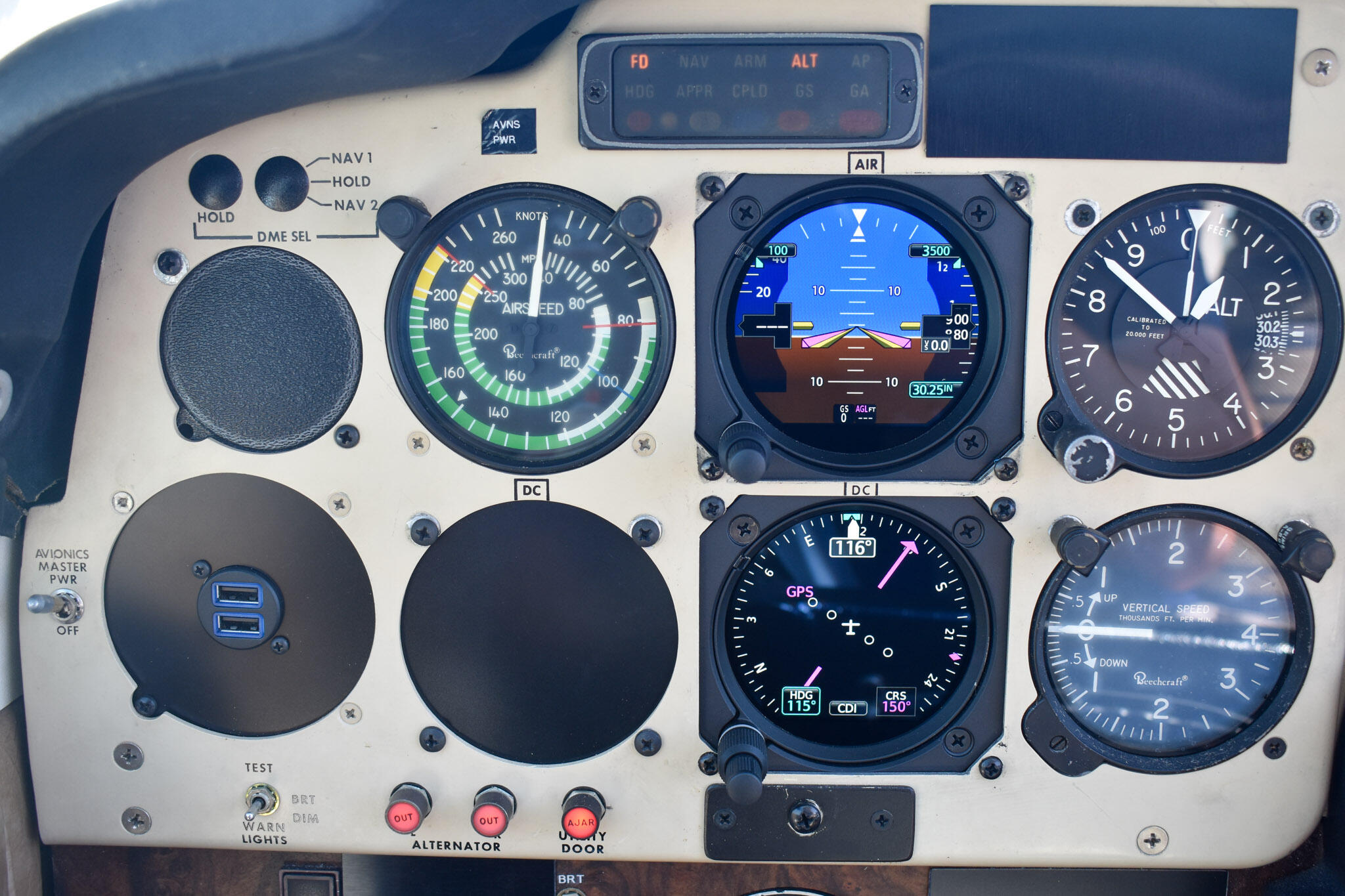 1980 Beechcraft Baron 58, photo 20