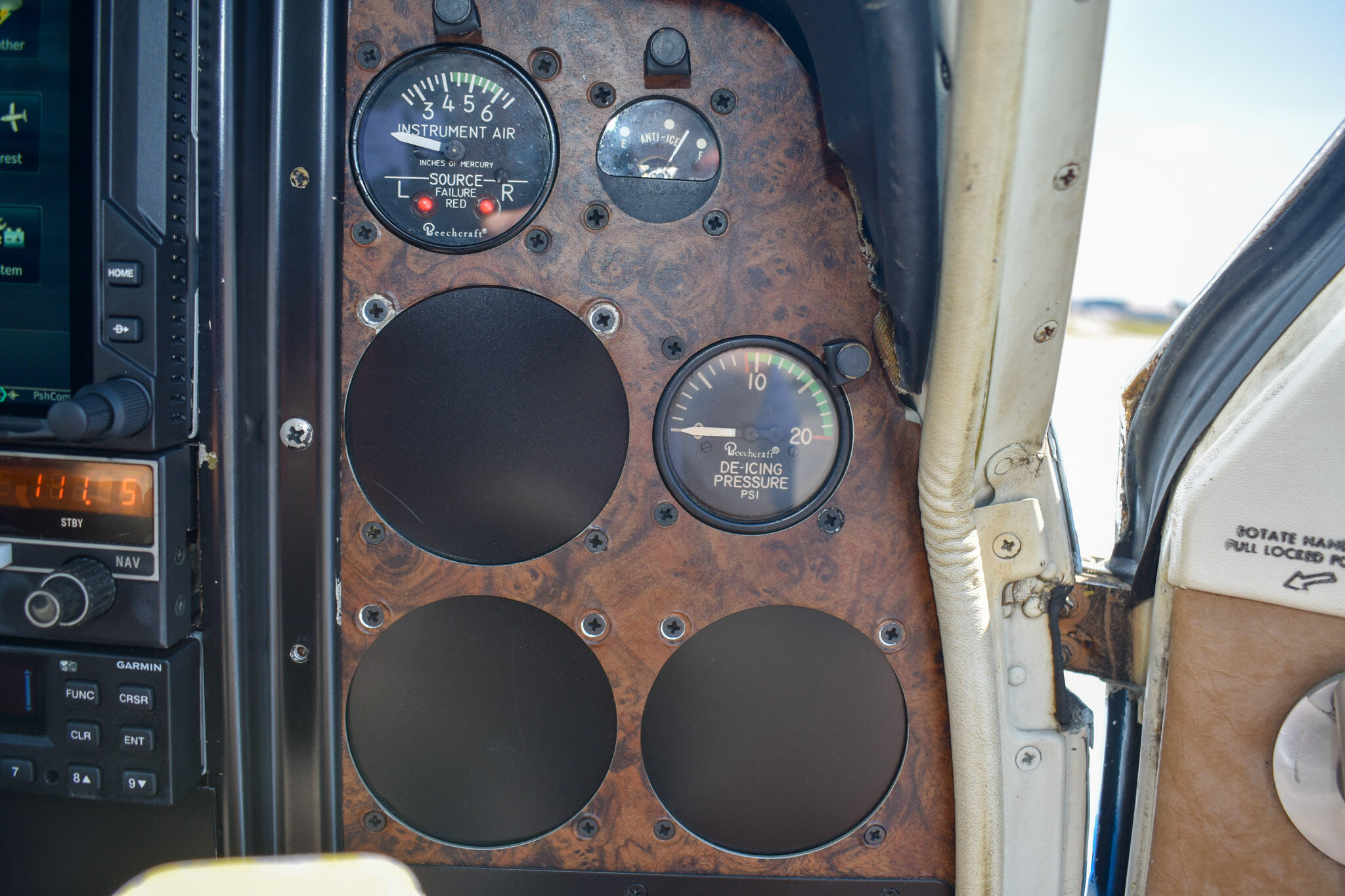 1980 Beechcraft Baron 58, photo 21