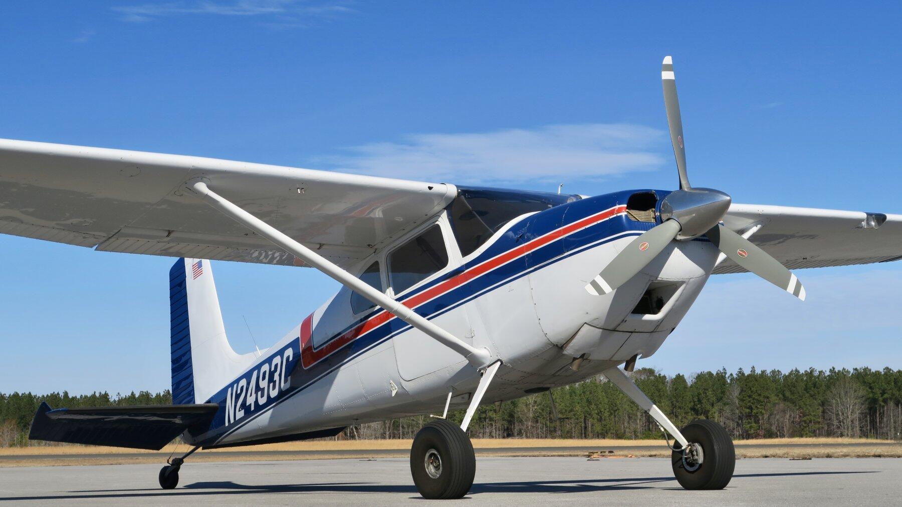 1954 Cessna 180 Skywagon, photo 1
