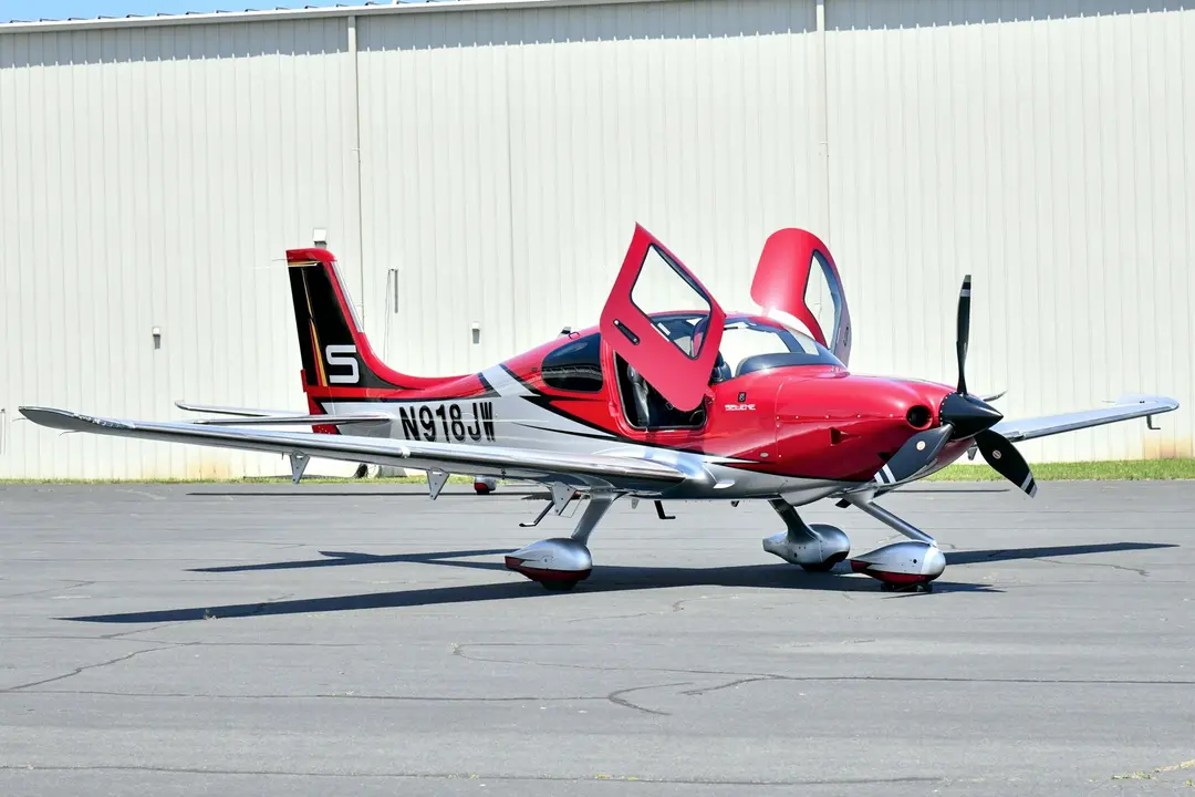 2017 CIRRUS SR22T G6