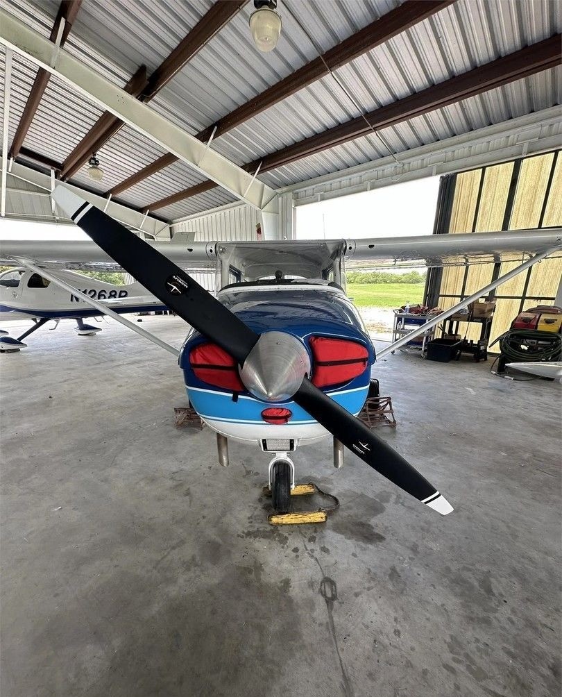 1965 Cessna 172G Skyhawk 3