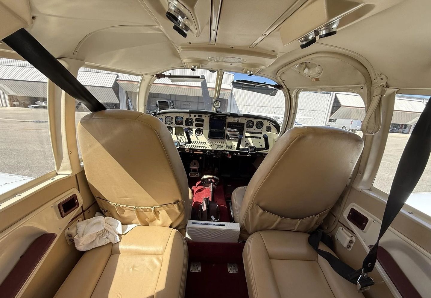 1968 Piper PA-32-300 Cherokee Six 5