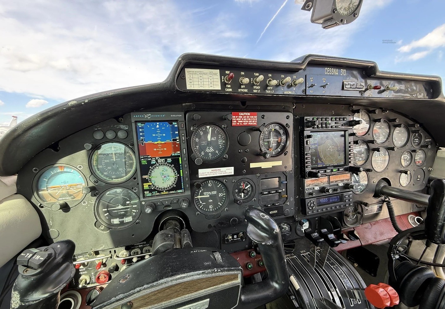 1967 Cessna 310L 4