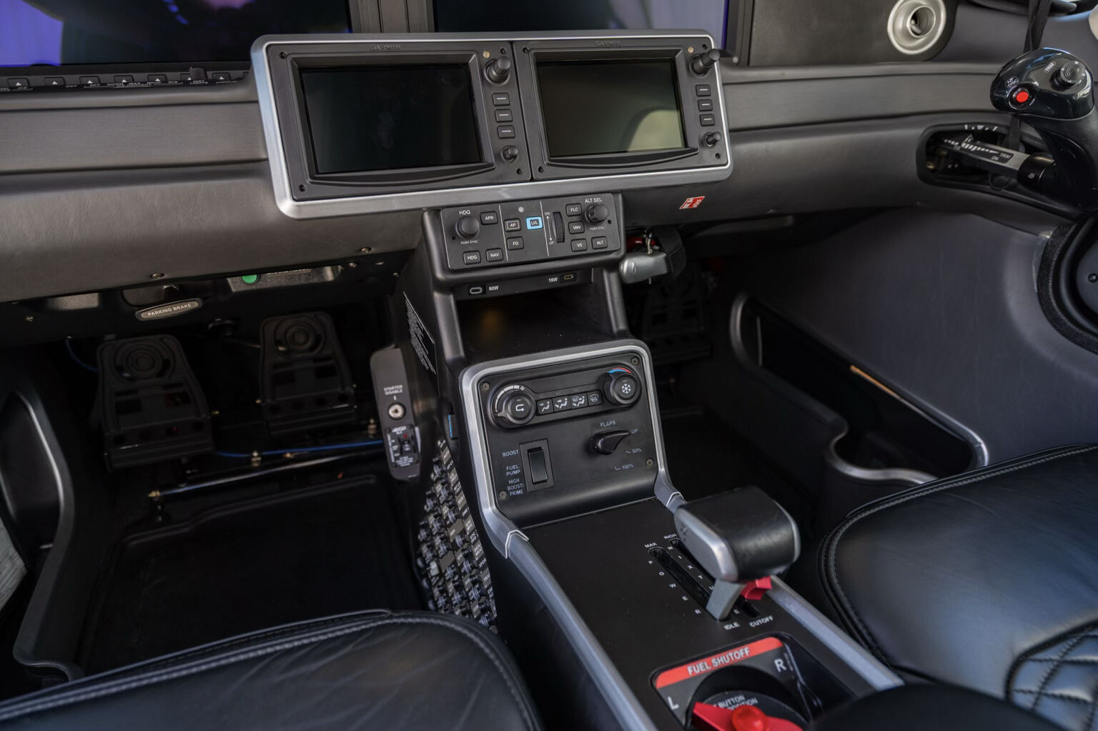 N927ML SR22T-G7+ GTS 4