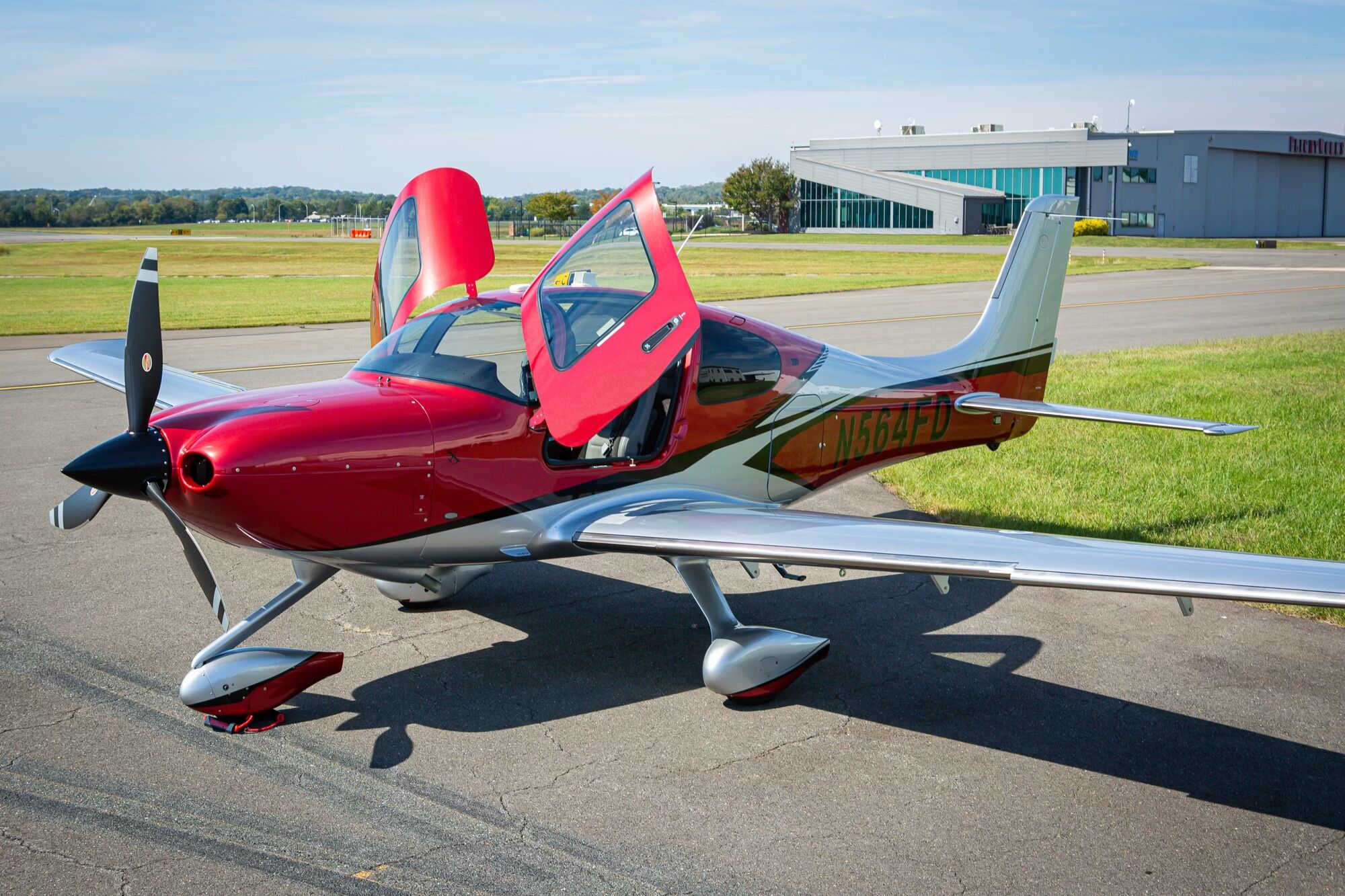 N564FD SR22-G7 GTS
