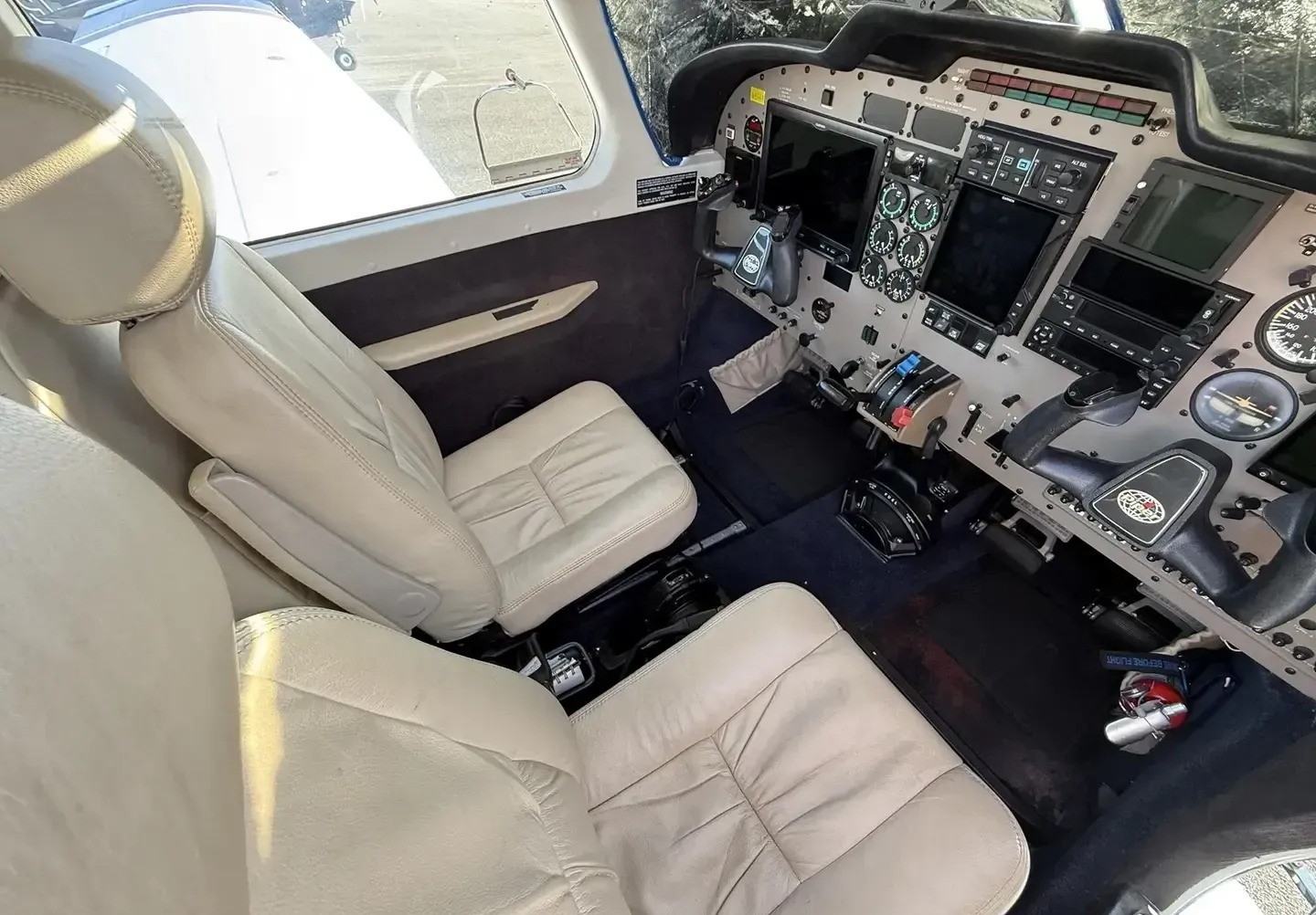 2002 Piper PA-32R-301T Turbo Saratoga 4