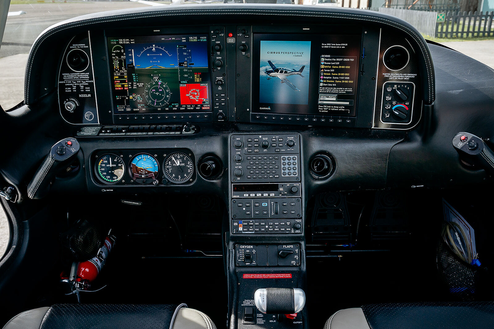 N322JR SR22T-G3 GTS 4