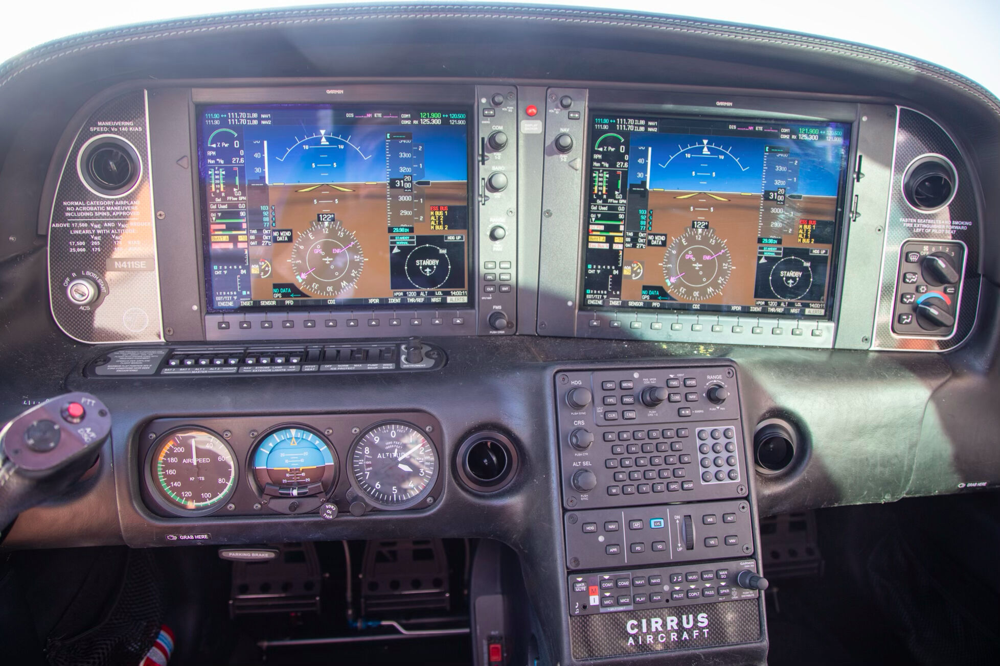 N411SE SR22T-G5 GTS 4