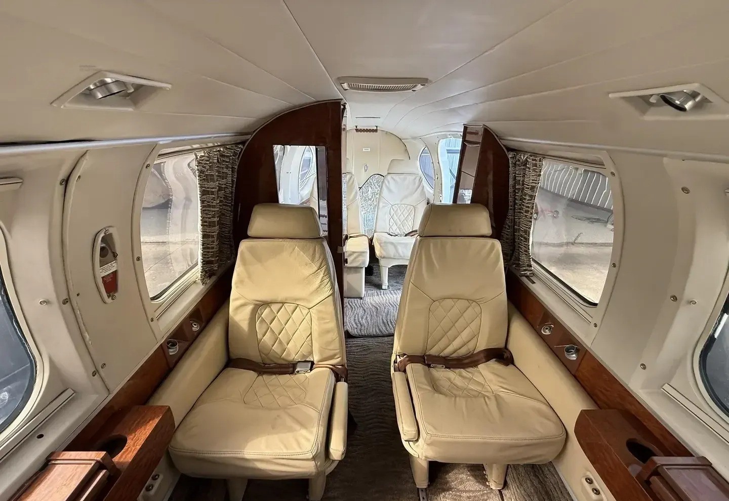 1974 Piper PA-31-350 Chieftain 4