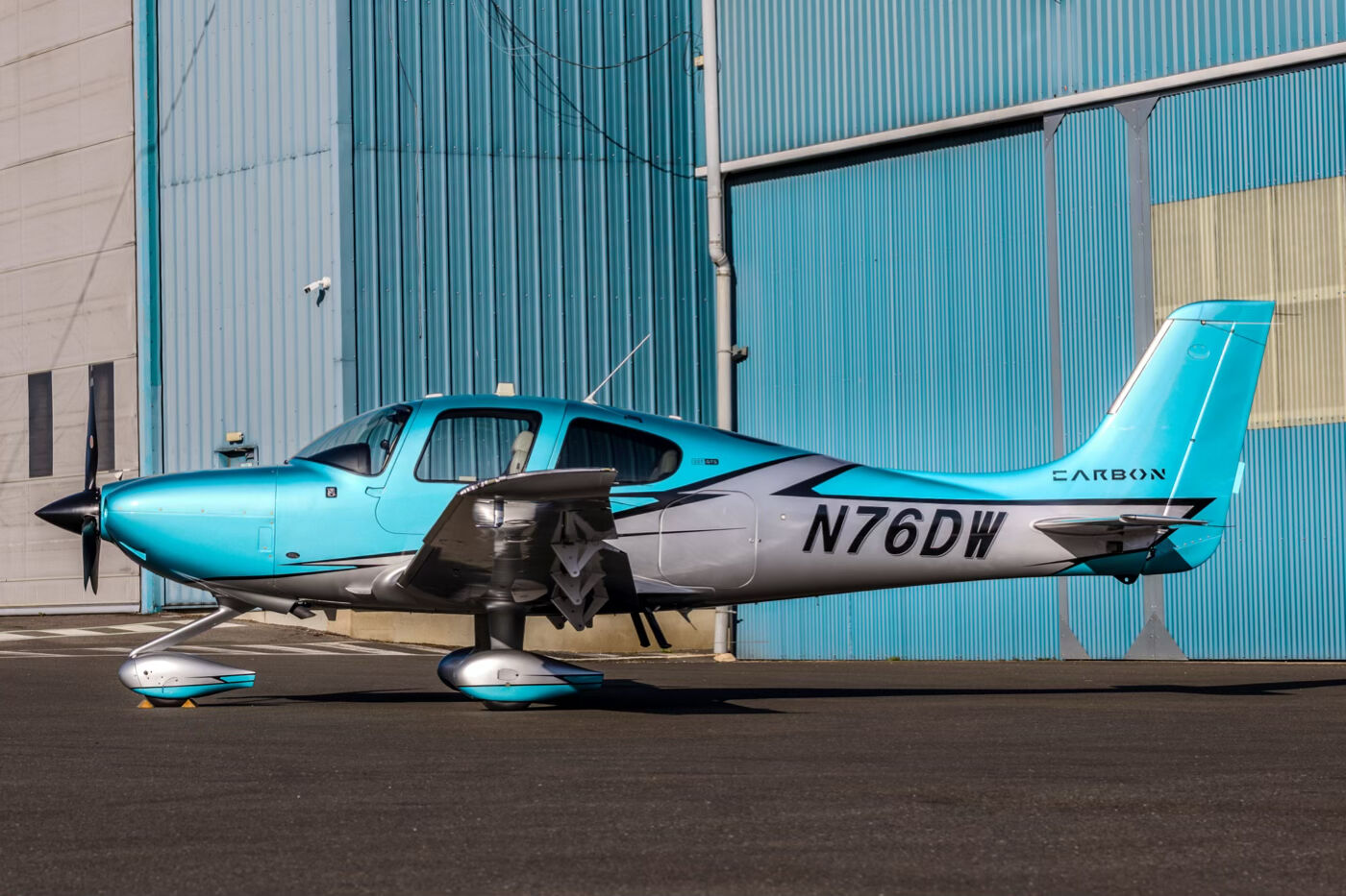 N76DW SR22T-G6 GTS