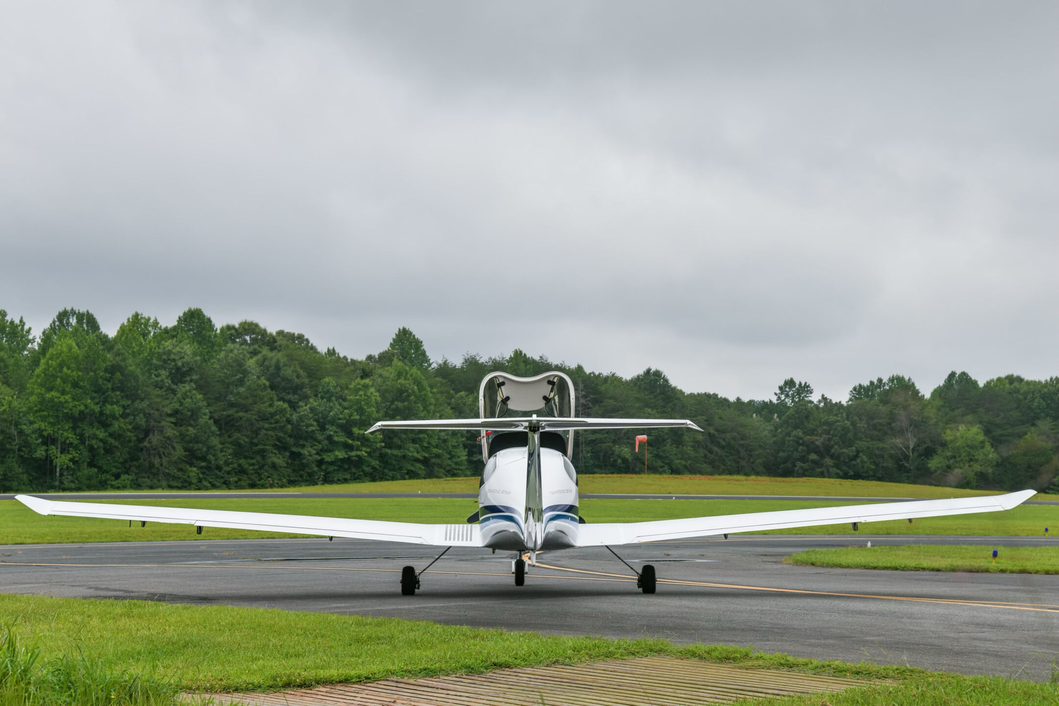 2004 Diamond DA40 3