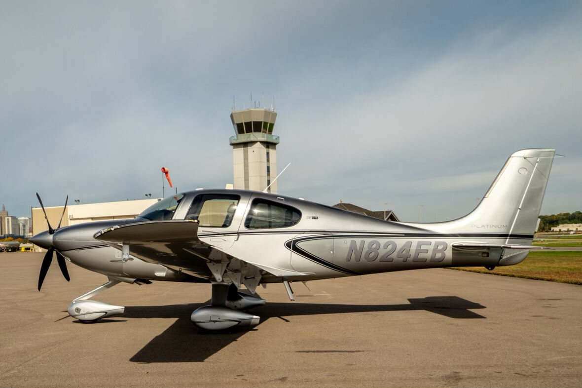 N824EB SR22T-G6 GTS
