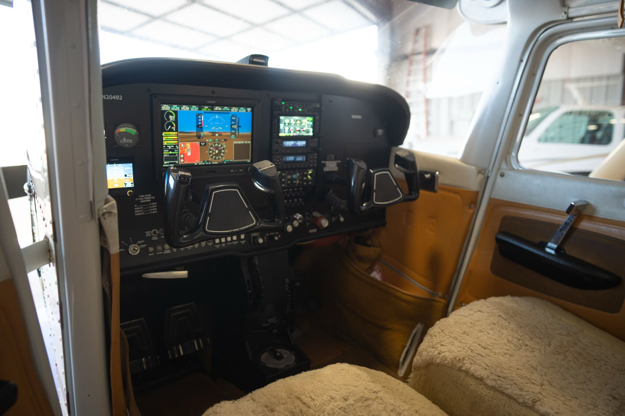 1977 Cessna R172K Skyhawk 4