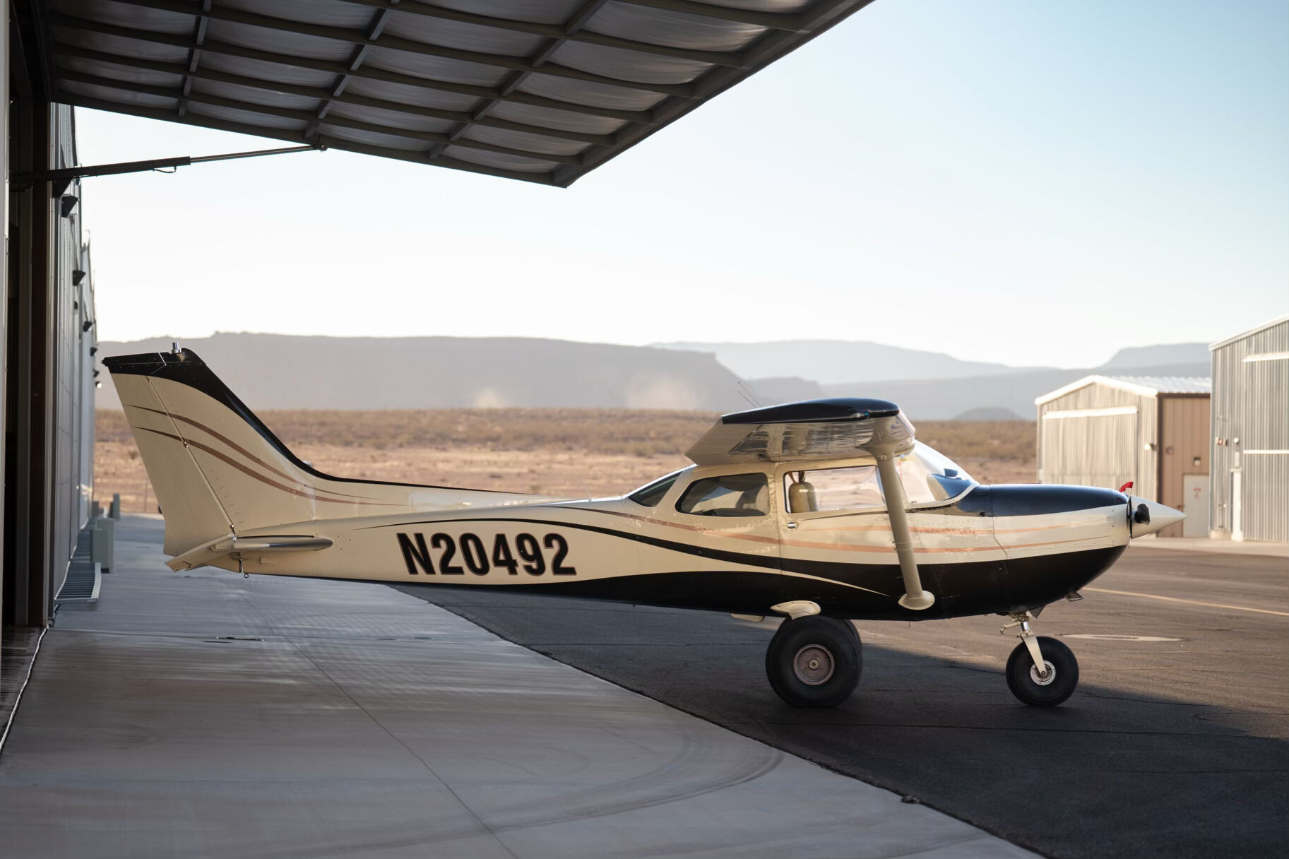 N20492 Cessna R172K Hawk XP