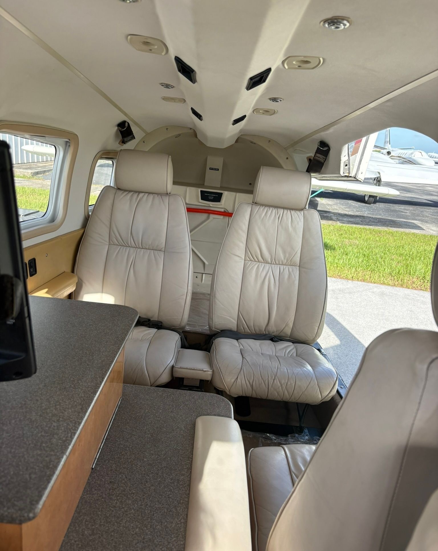 1998 Piper PA-32RT-301T Turbo Saratoga 5