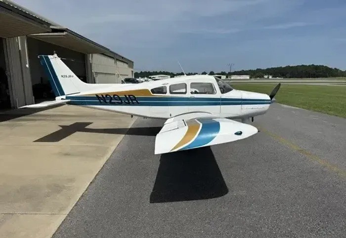 1967 Beechcraft A23-24