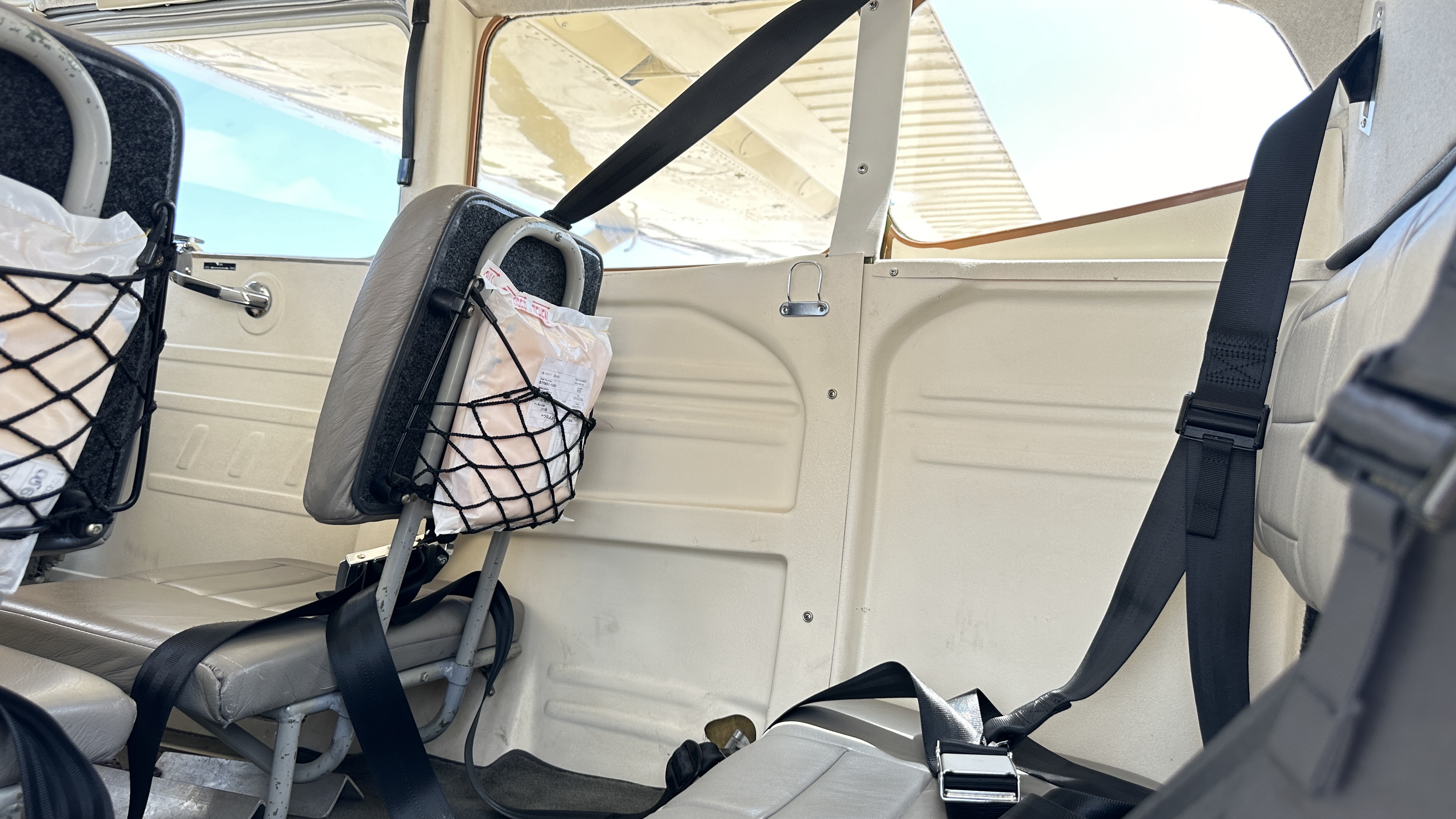 1974 Cessna A185F Skywagon 4